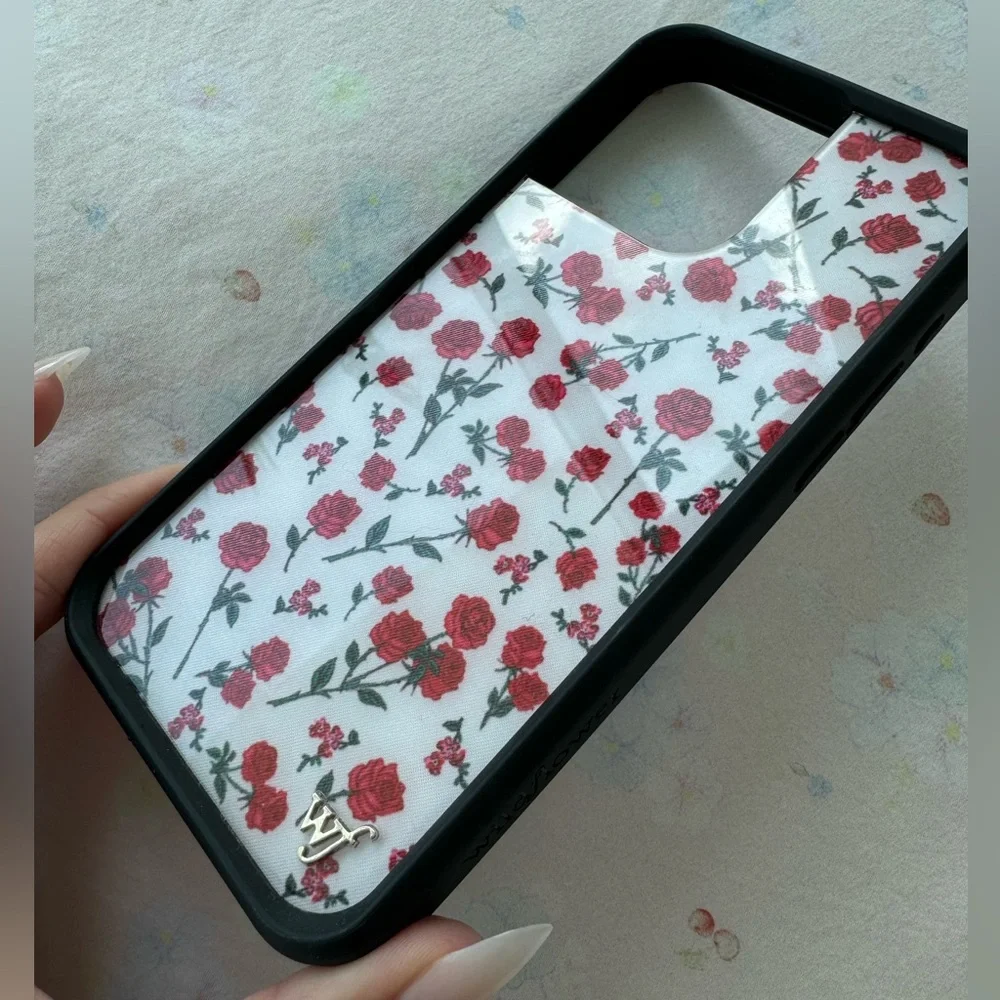 Wildflower iPhone 15 Pro Max Red Roses Case - Picture 2 of 2